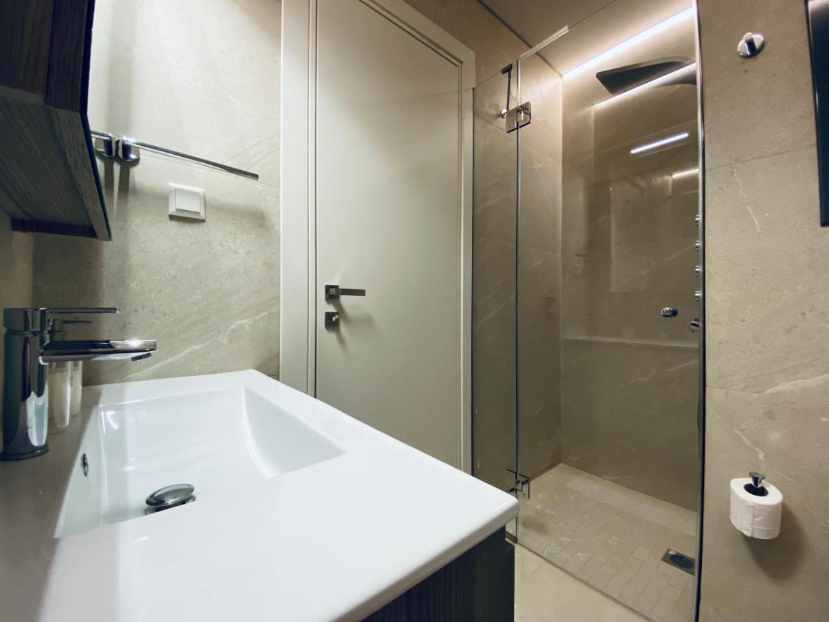 Athens Riviera 2-Bed Apt & Pool Access #Unoblu Exterior foto