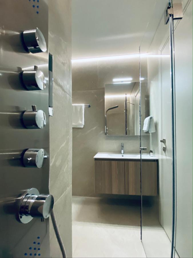 Athens Riviera 2-Bed Apt & Pool Access #Unoblu Exterior foto